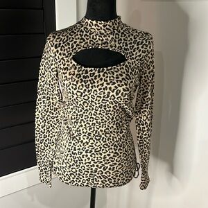 Charmed hearts, leopard print, top with keyhole, cut out rousched sides